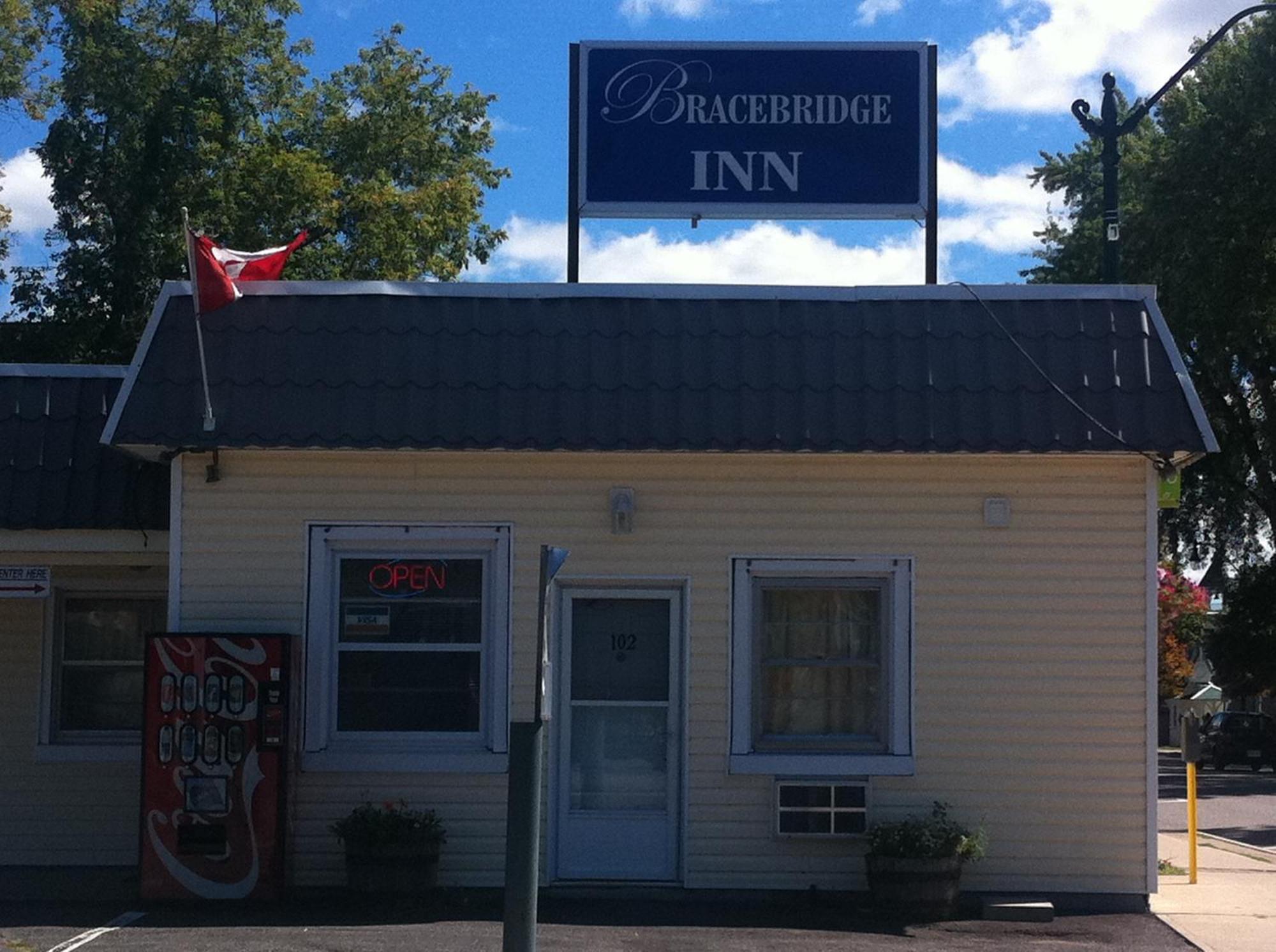 Bracebridge Inn Bagian luar foto